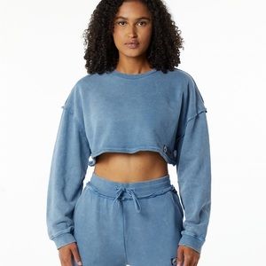 Very terry sweater crop workout gym top